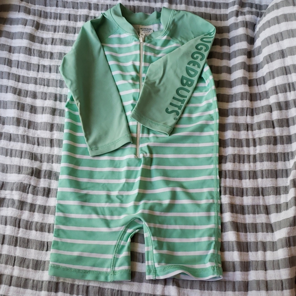 Ruddedbutts zip up rashguard